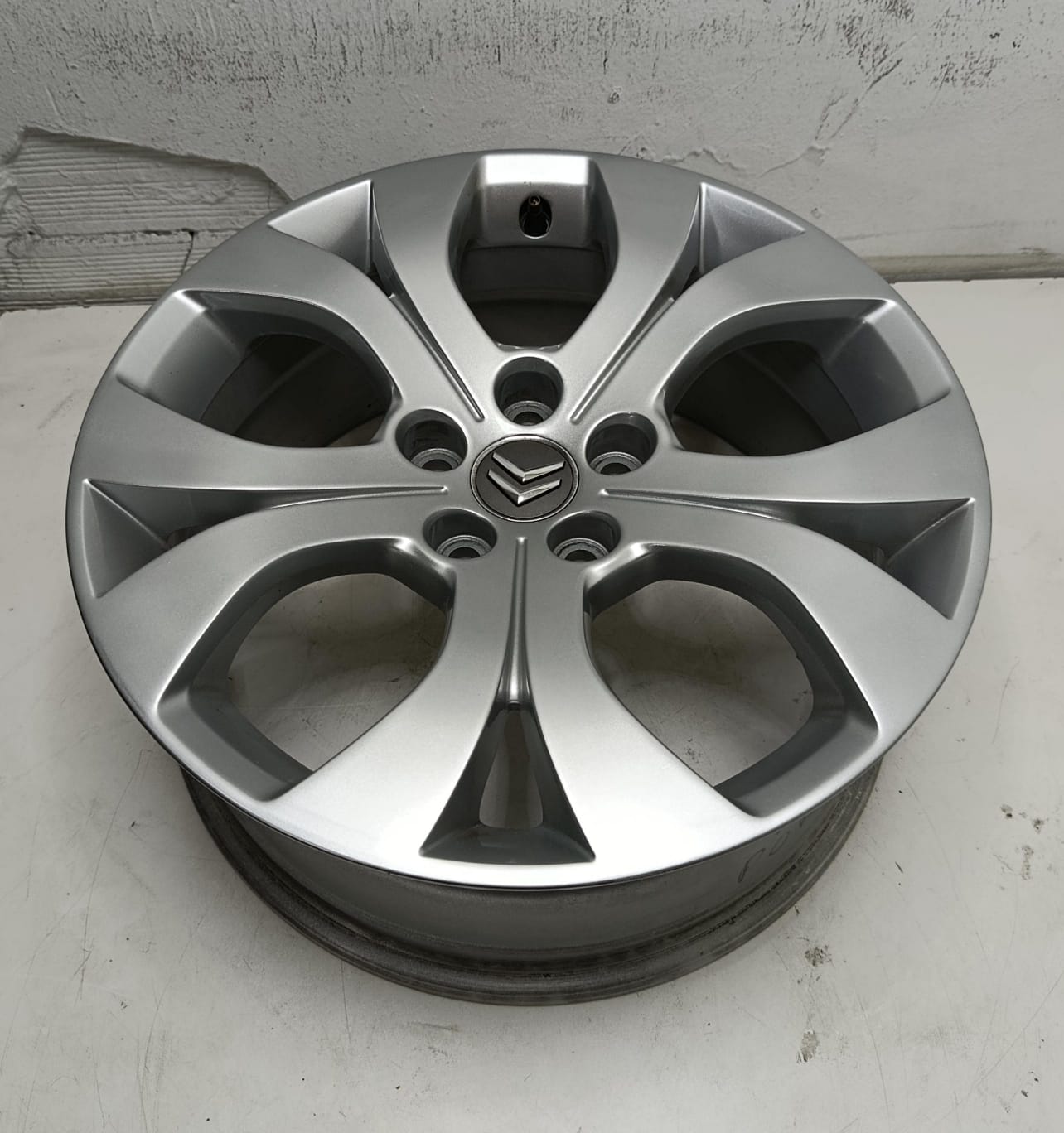 💥JUEGO DE LLANTAS DE SEGUNDA MANO DE CITROEN DE 17 PULGADAS TORNILLERIA 5X108mm - Imagen 6