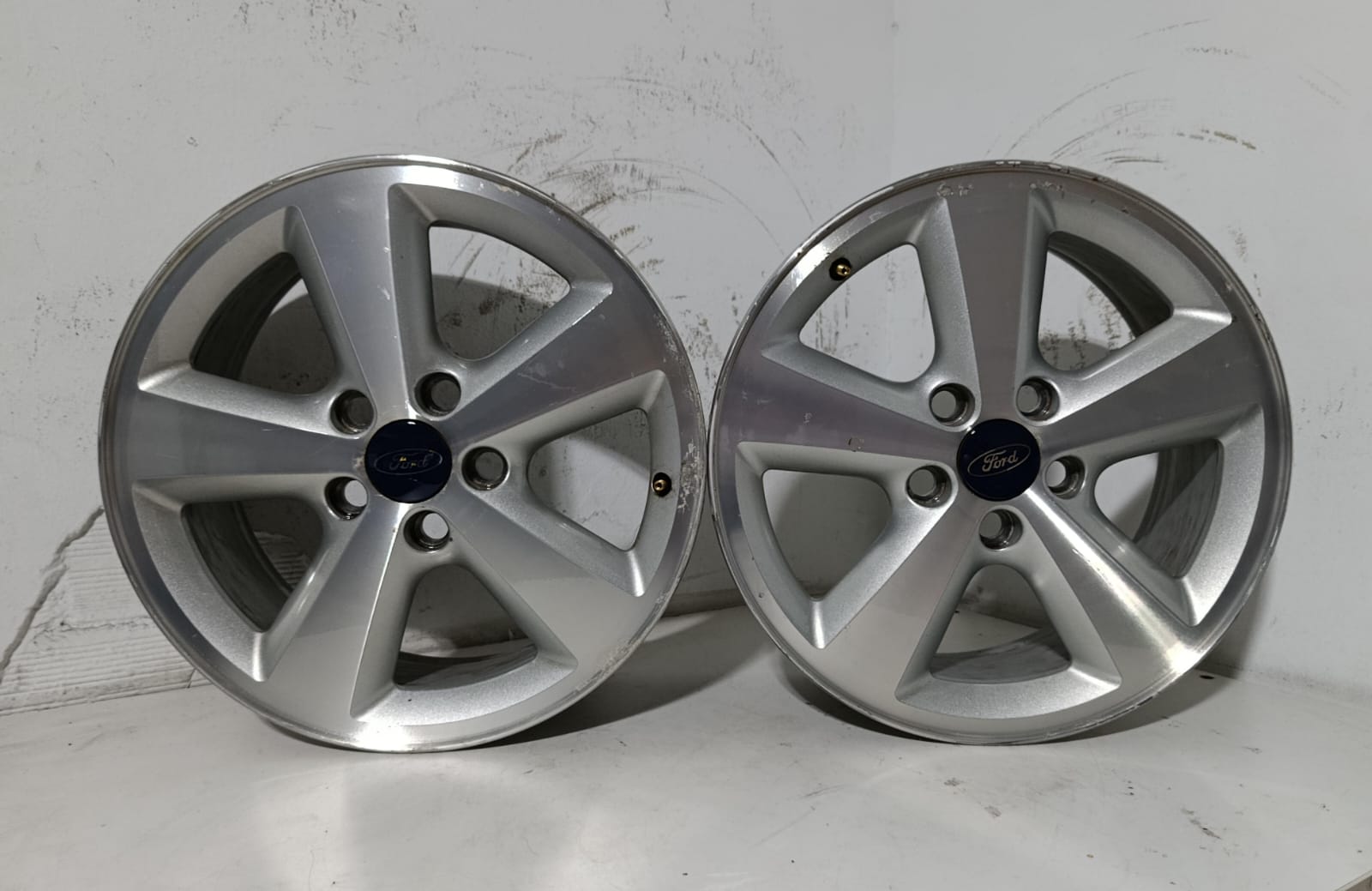 💥JUEGO DE LLANTAS ORIGINALES DE SEGUNDA MANO PARA FORD FOCUS FORD TRANSIT CONNECT DE 16 PULGADAS TORNILLERÍA 5x108mm - Imagen 8