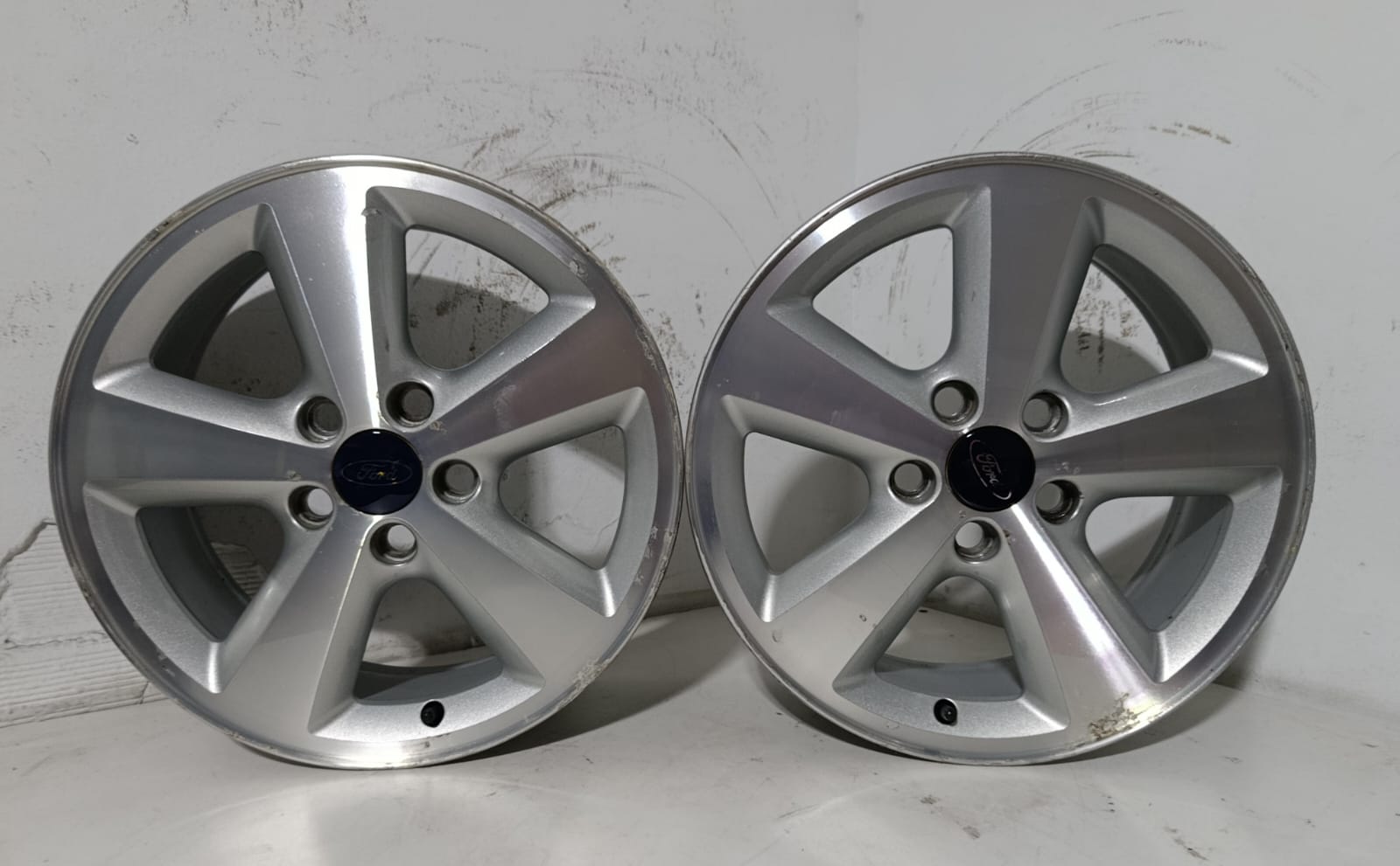 💥JUEGO DE LLANTAS ORIGINALES DE SEGUNDA MANO PARA FORD FOCUS FORD TRANSIT CONNECT DE 16 PULGADAS TORNILLERÍA 5x108mm - Imagen 9