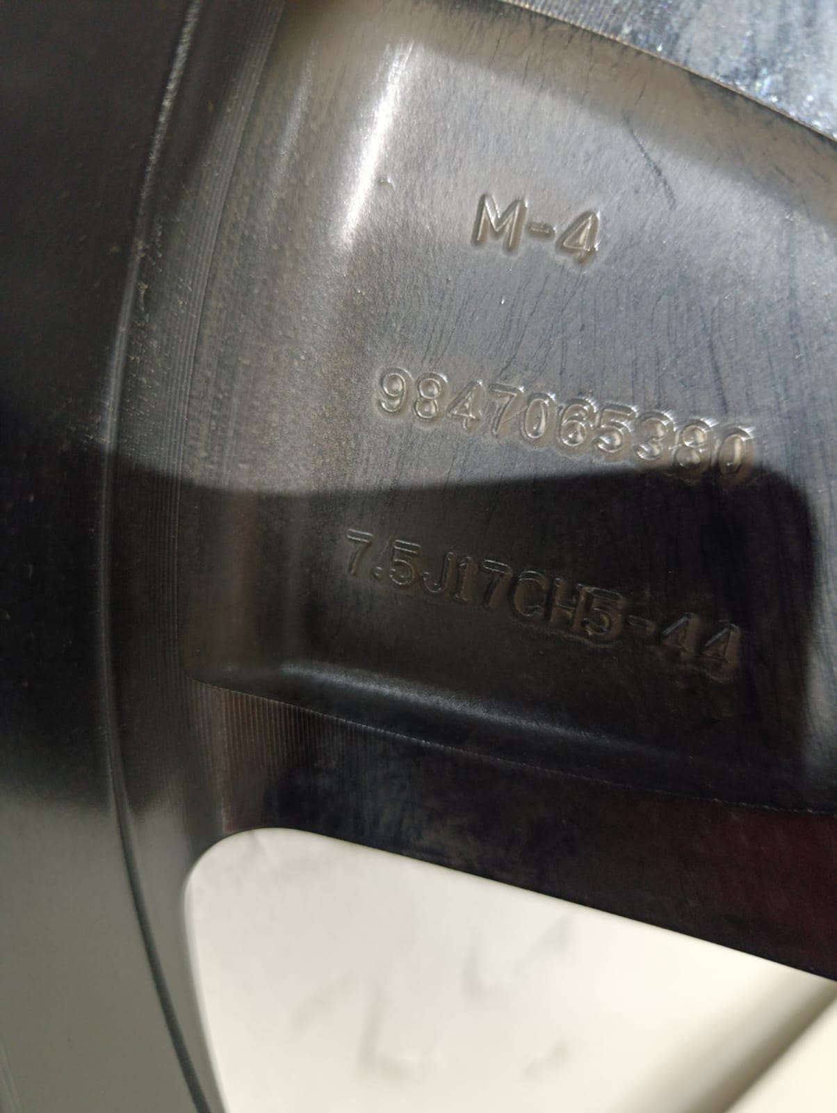 💥JUEGO DE LLANTAS ORIGINALES DE SEGUNDA MANO PARA OPEL ASTRA L DE 17 PULGALDAS TORNILLERIA 5X108mm - Imagen 14