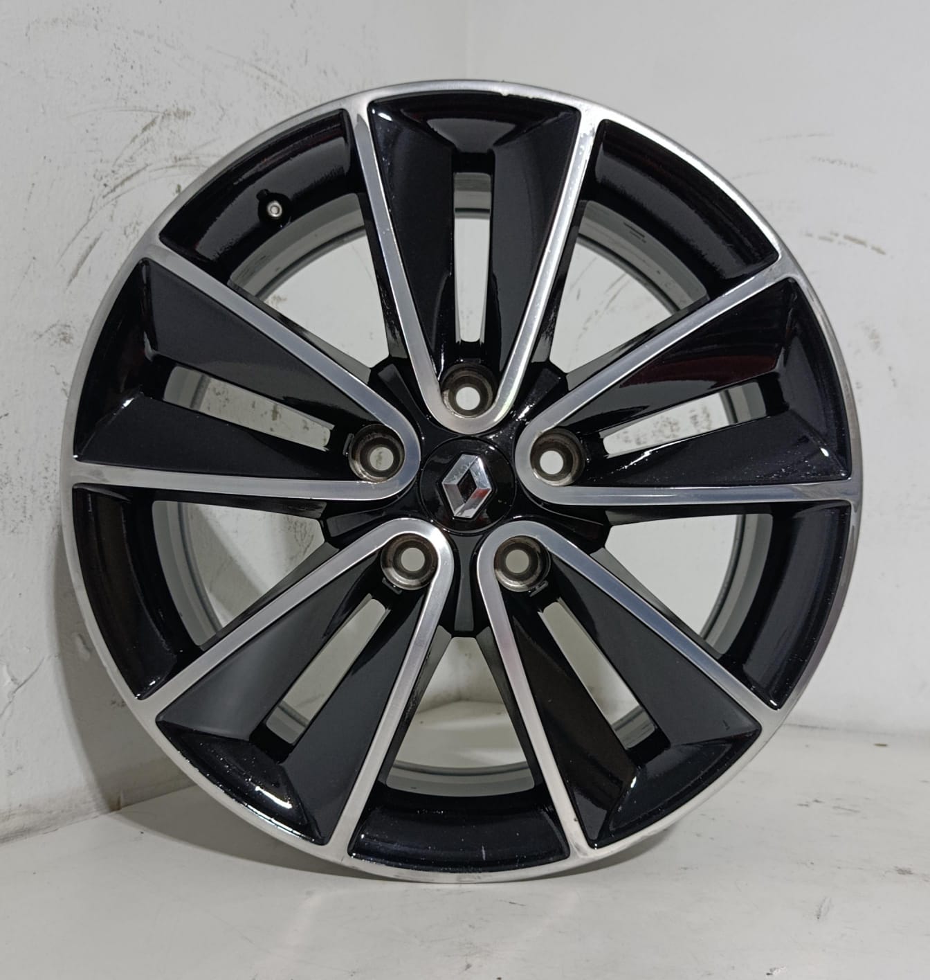 💥JUEGO DE LLANTA ORIGINAL DE SEGUDNA MANO PARA RENAULT DE 17 TORNILLERIA 5X114.3mm