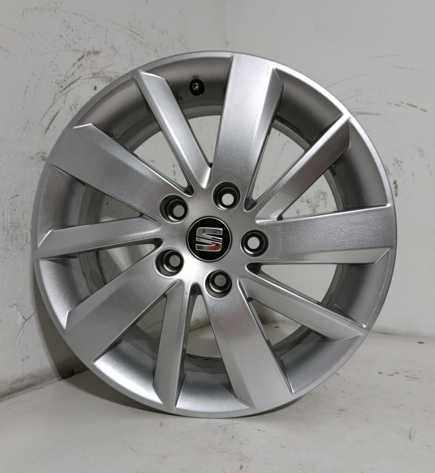 💥JUEGO DE LLANTAS ORIGINALES DE SEGUNDA MANO PARA SEAT TORNILLERIA 5X112mm - Imagen 2