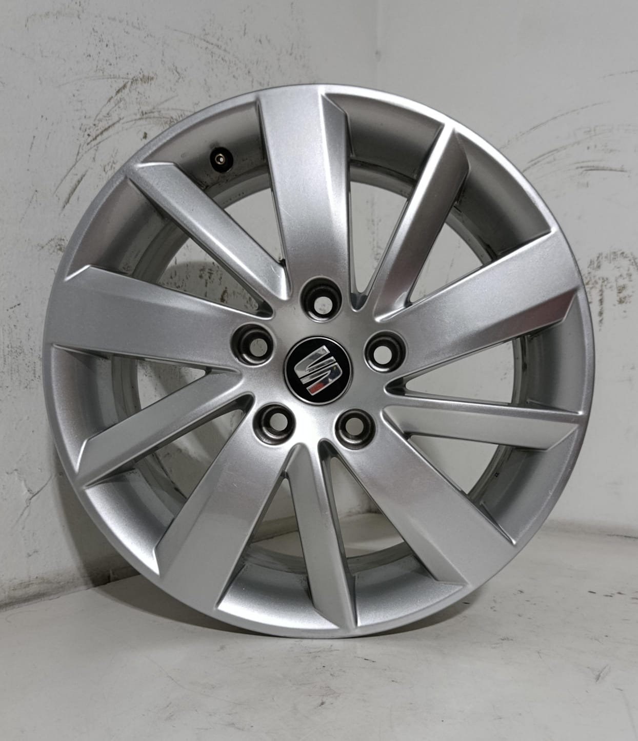 💥JUEGO DE LLANTAS ORIGINALES DE SEGUNDA MANO PARA SEAT TORNILLERIA 5X112mm - Imagen 5