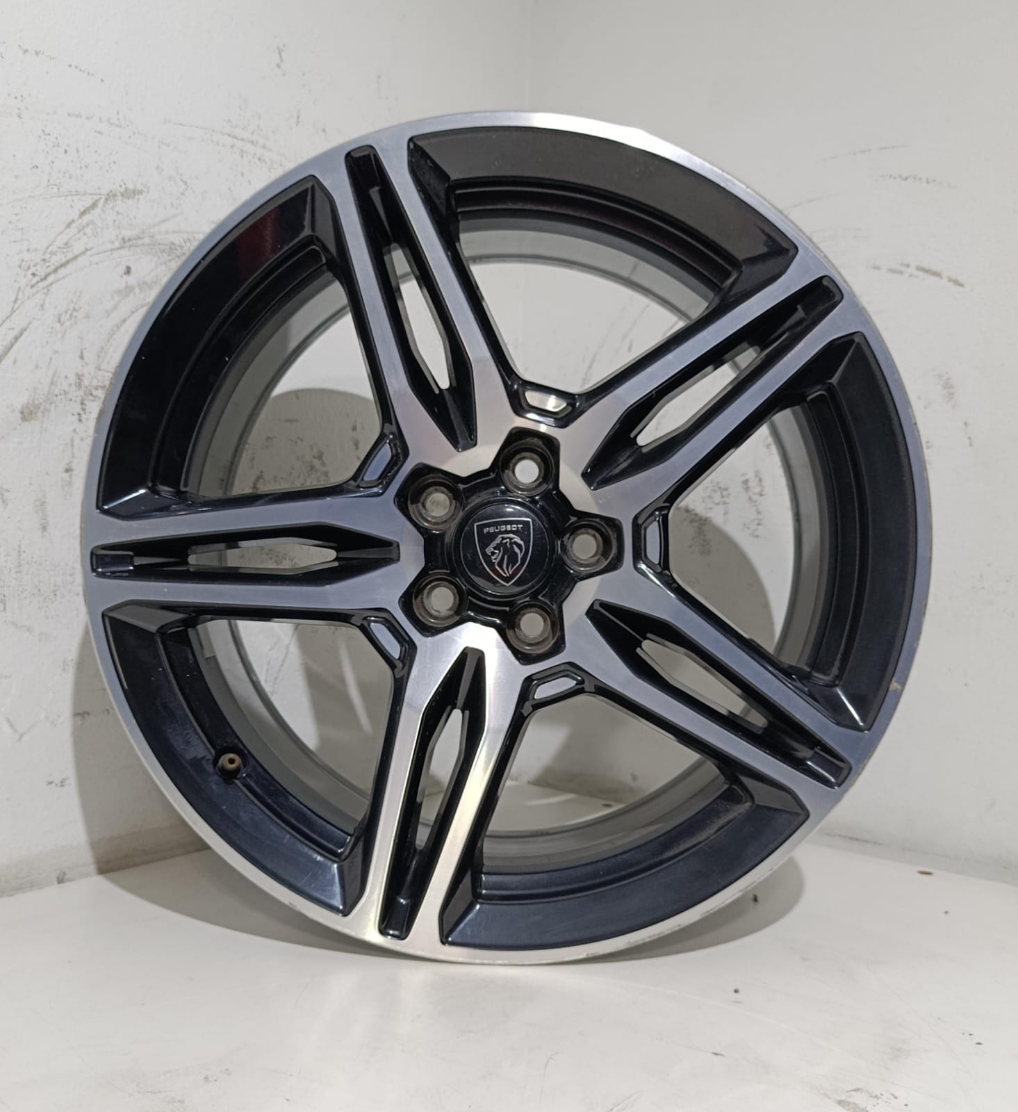 JUEGO DE LLANTA DE 19 PULGADAS PARA PEUGEOT TRAVELLER DE 19 PULGADAS - Imagen 5