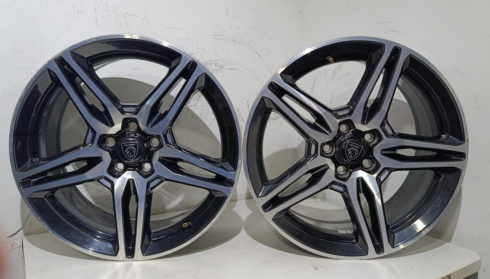 JUEGO DE LLANTA DE 19 PULGADAS PARA PEUGEOT TRAVELLER DE 19 PULGADAS - Imagen 8