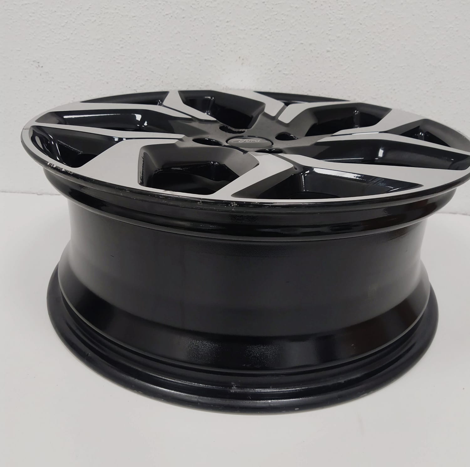 LLANTA PARA FORD FOCUS SLINE 18 PULGADAS DE SEGUNDA - Imagen 7