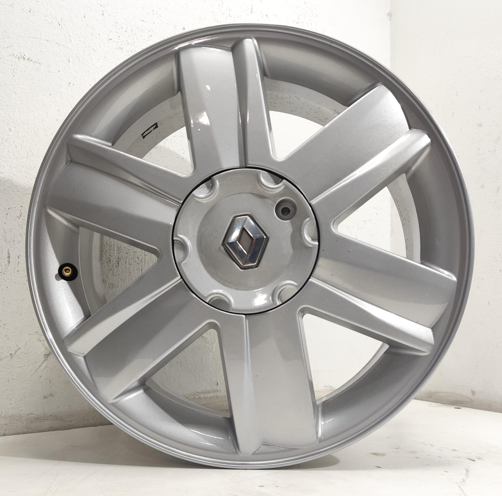 JUEGO DE LLANTAS DE RENAULT CLIO DE 16 PULGADAS 4X100 - Imagen 2